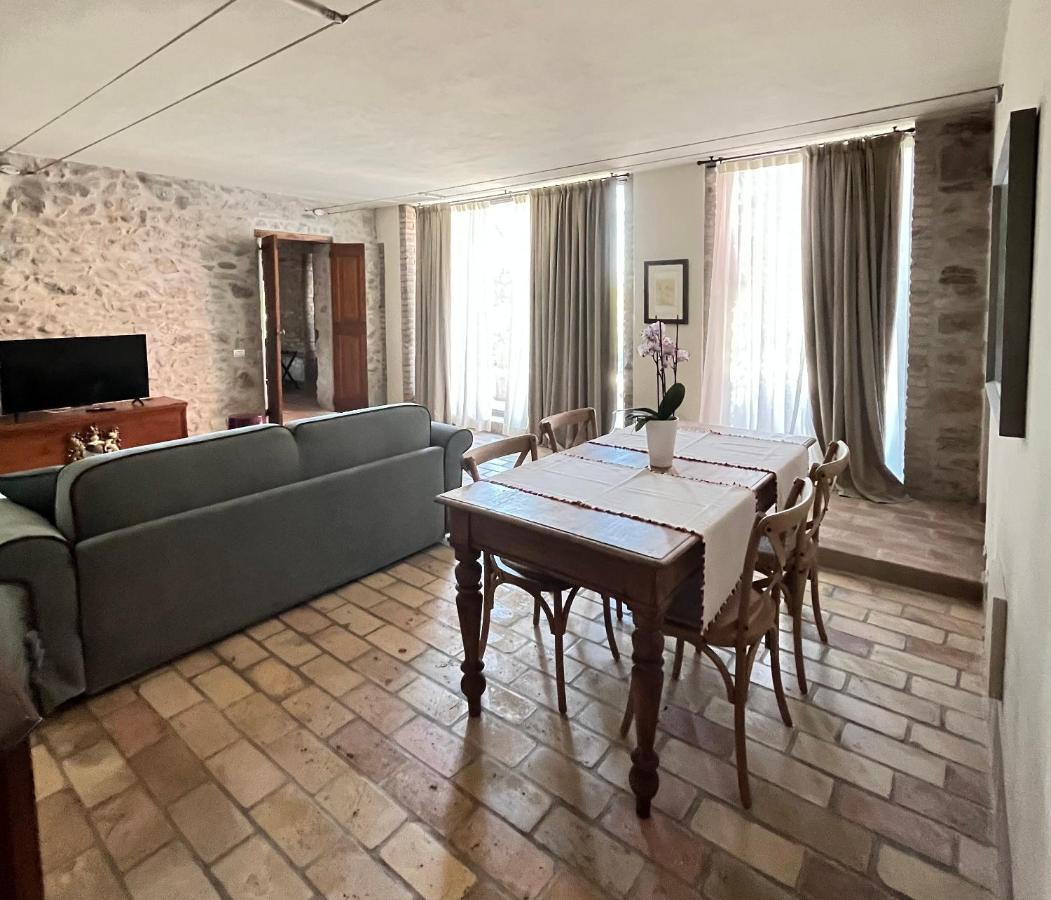 Le Mansarine Charme B&B Castellaro  Zewnętrze zdjęcie
