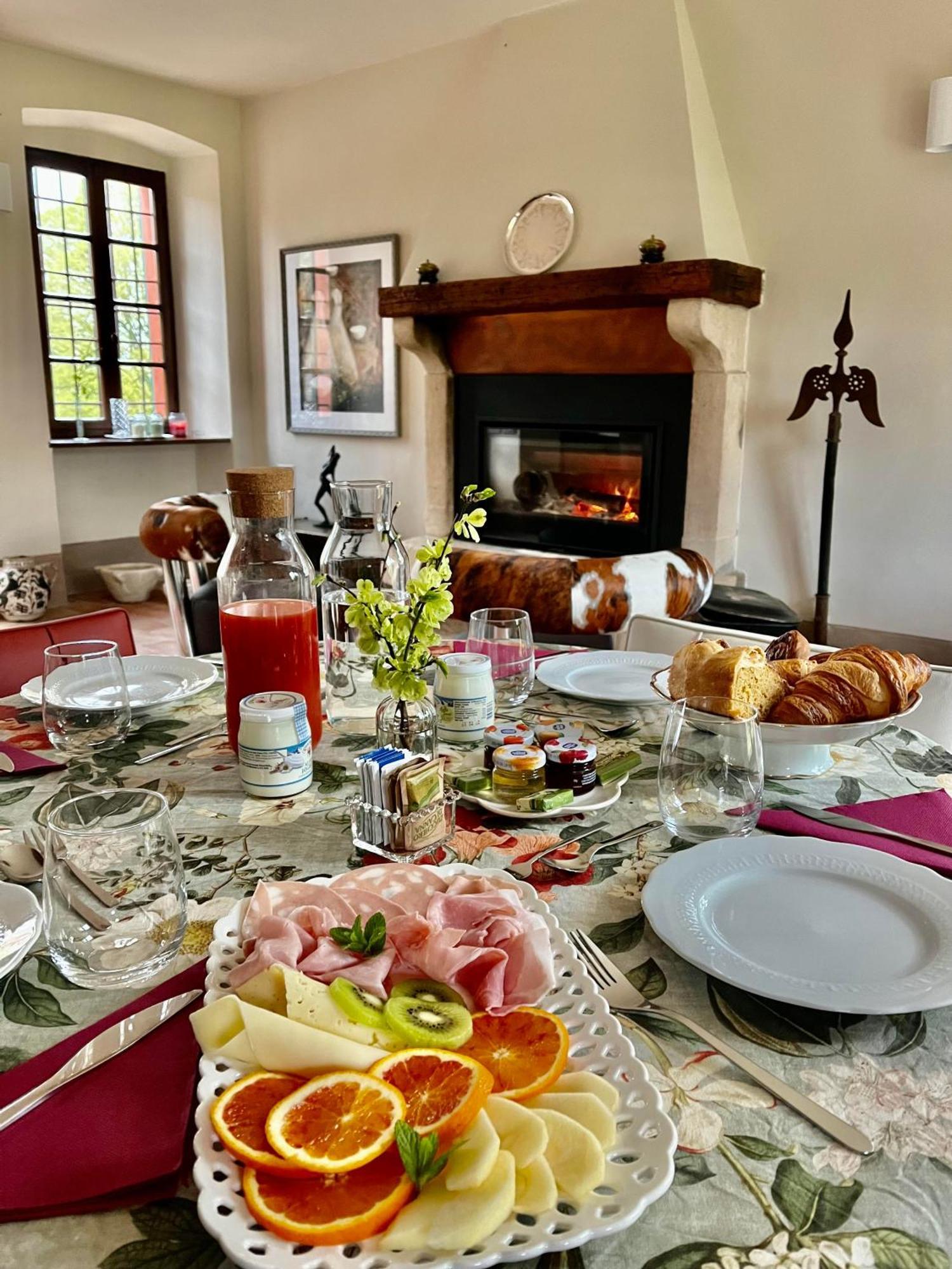 Le Mansarine Charme B&B Castellaro  Zewnętrze zdjęcie